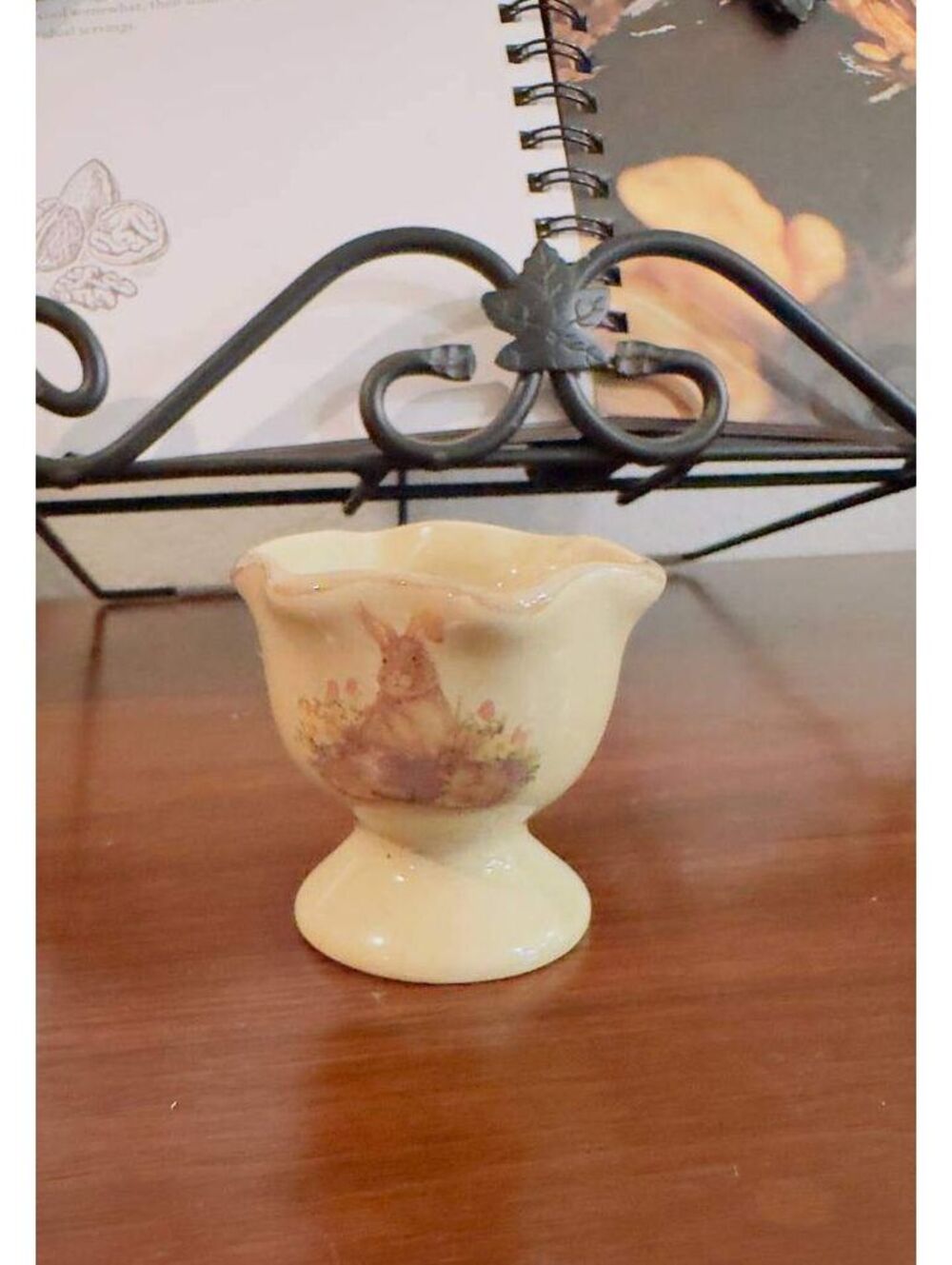 Vintage 80s 90s Bunny Rabbit Egg Cup Scalloped Pedestal Ceramic Easter